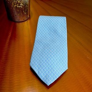 Vineyard Vines 100% Silk Neck Tie baby blue